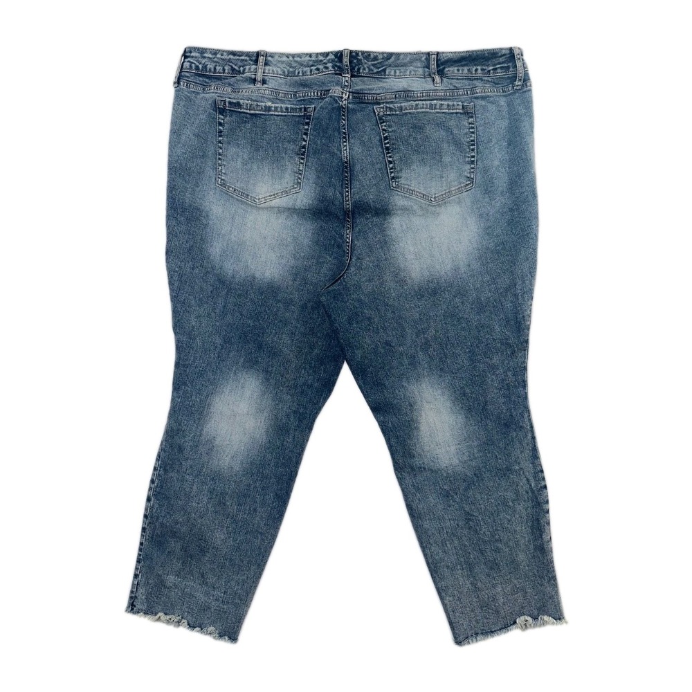 Torrid Crop Boyfriend Vintage Stretch Mid Rise Women's Distressed Jeans Size 26 - Picture 2 of 9